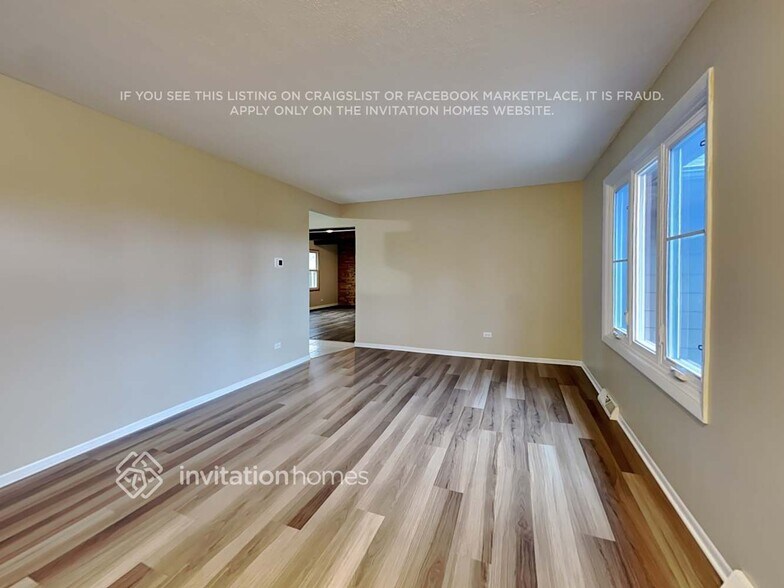 Building Photo - 3202 Pheasant Dr