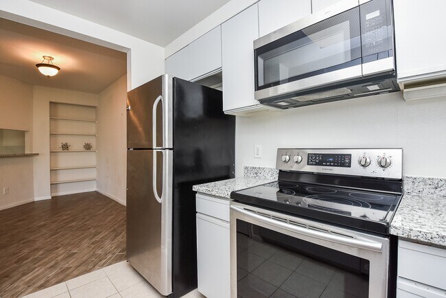Building Photo - 4144 Greystone Way