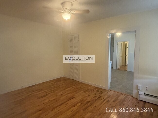 Building Photo - 209 Pearl St