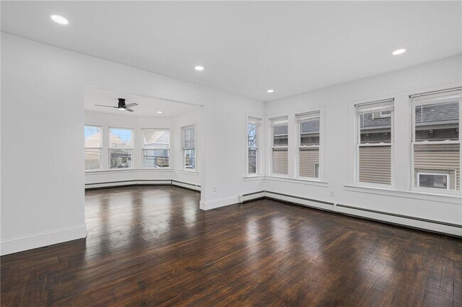 Building Photo - 30 Cypress St