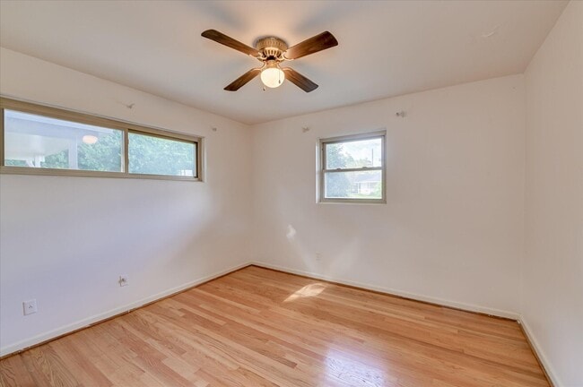 Building Photo - 1654 Pendleton Rd