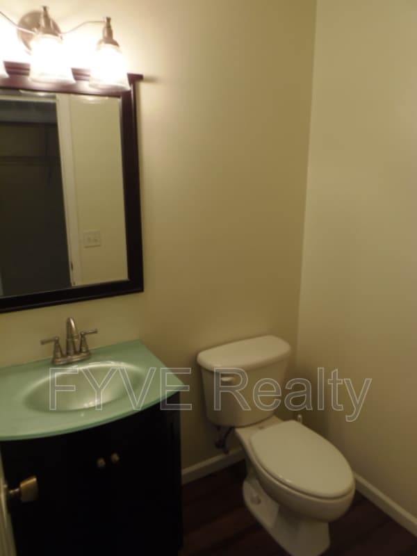 Building Photo - 3095 Blacksmith Ct