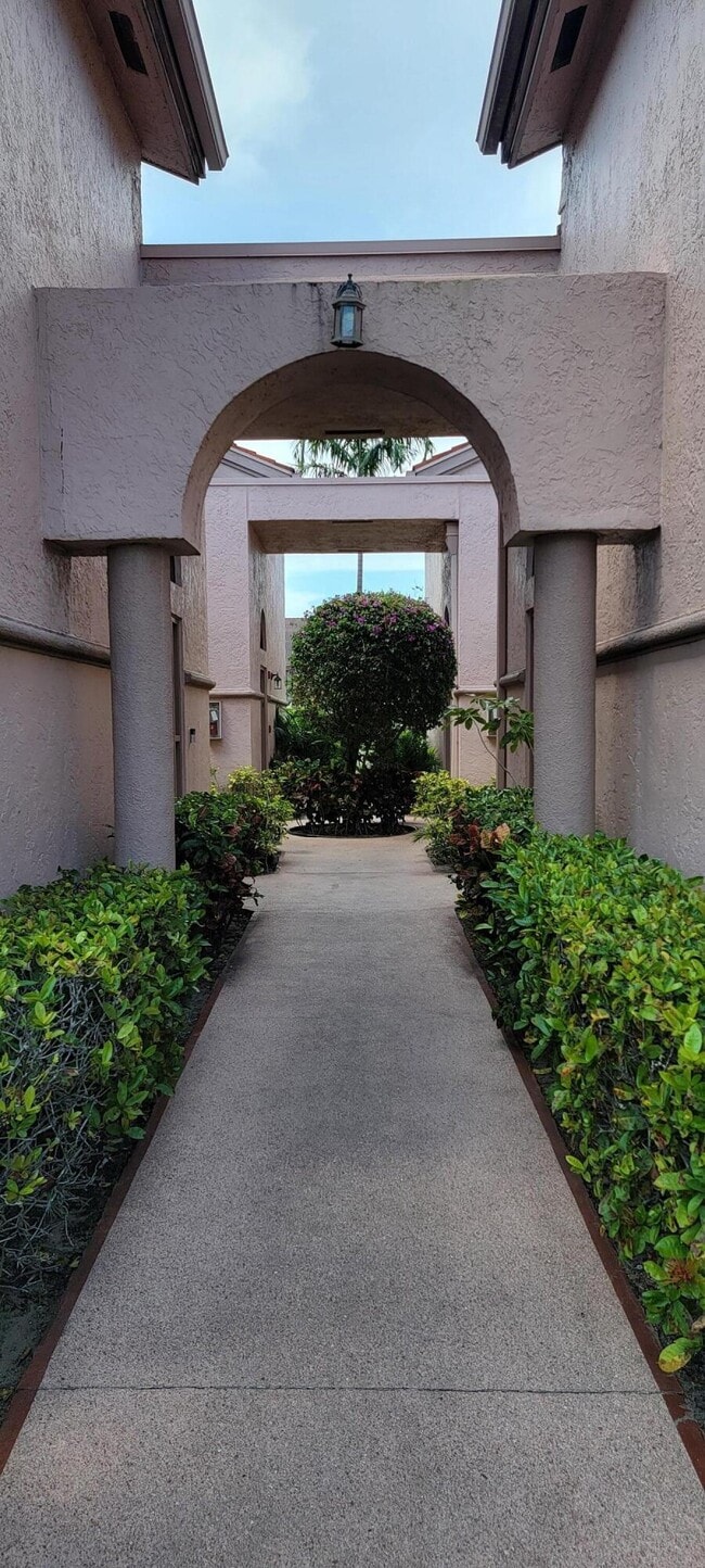 Building Photo - 5299 Europa Dr