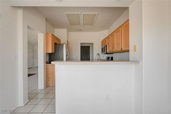 Building Photo - 10928 Button Willow Dr