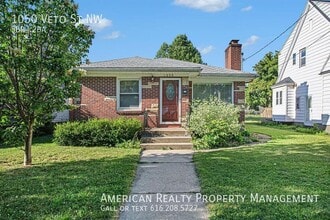 Building Photo - 1050 Veto St NW