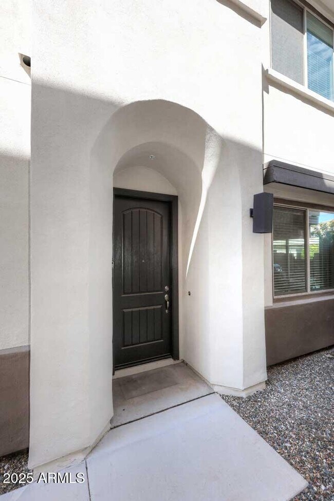 Building Photo - 7338 E Casitas Del Rio Dr