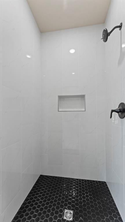 Building Photo - 1209 SW Journey Ln