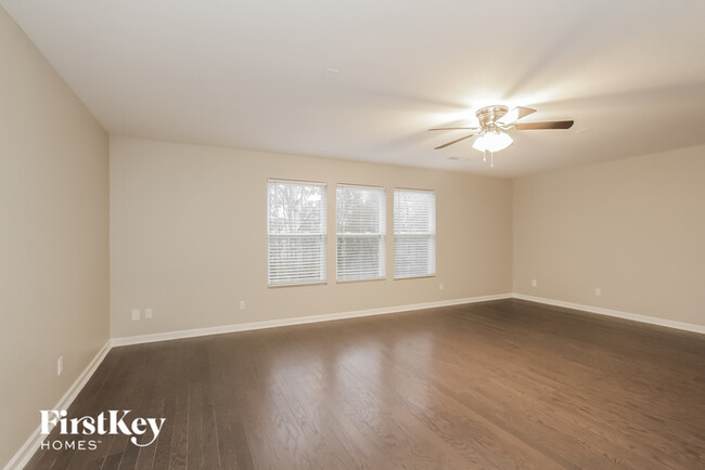 Building Photo - 13934 Lawrence Farm Ln