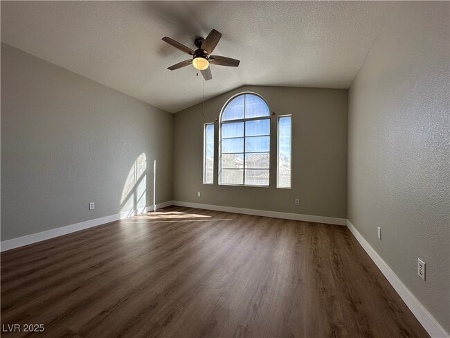 Building Photo - 6987 Wineberry Dr