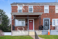 Building Photo - Nice 4BR 2BA Townhome