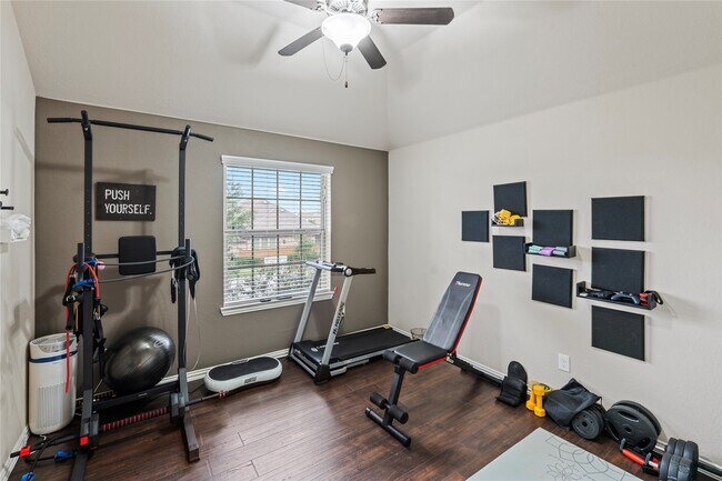 Building Photo - 18002 Heartsong Dr