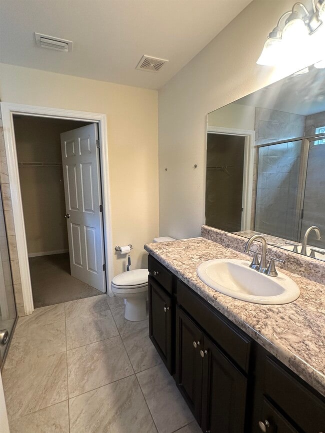 Building Photo - 1060 Lacey Ln