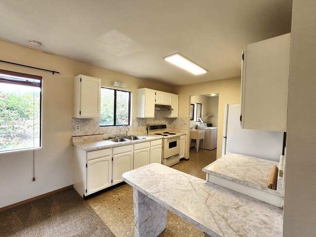 Building Photo - 62-2436 A Kawaihae Rd - Waimea Landmark Estates