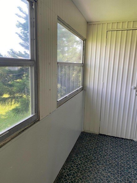 Building Photo - 57 Dorchester E