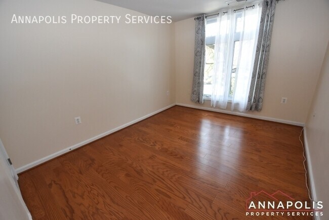 Building Photo - 1132 Lake Heron Dr