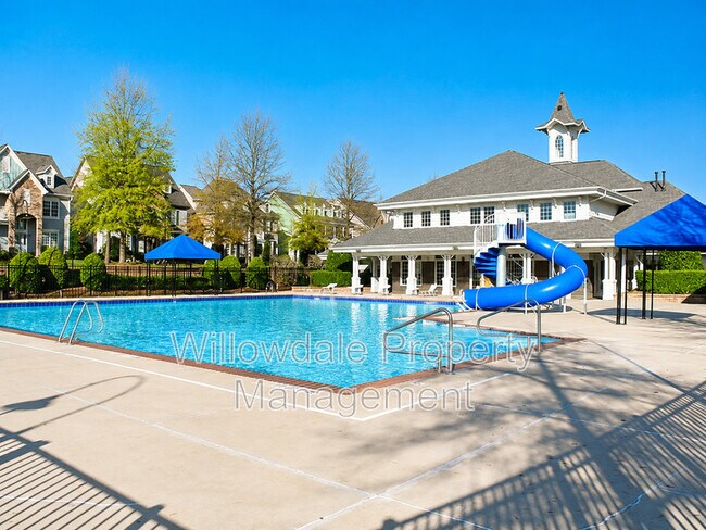 Building Photo - 1025 Governess Ln