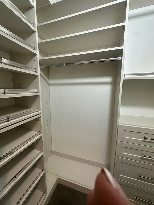 Building Photo - Modern 2 Bedroom, 2 Bathroom Penthouse with Parking in Historic LeDroit Park