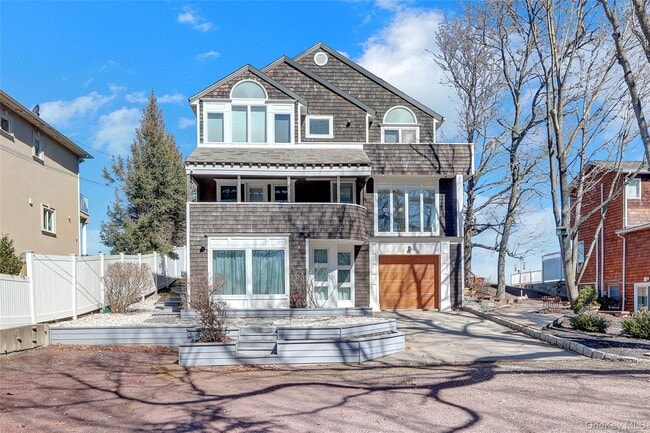 Building Photo - 45 Culross Dr