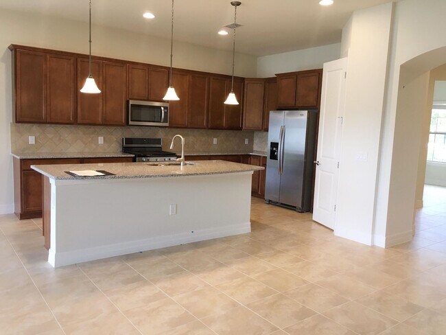 Building Photo - Dr Phillips area 4 bed 3 1/2 bath home