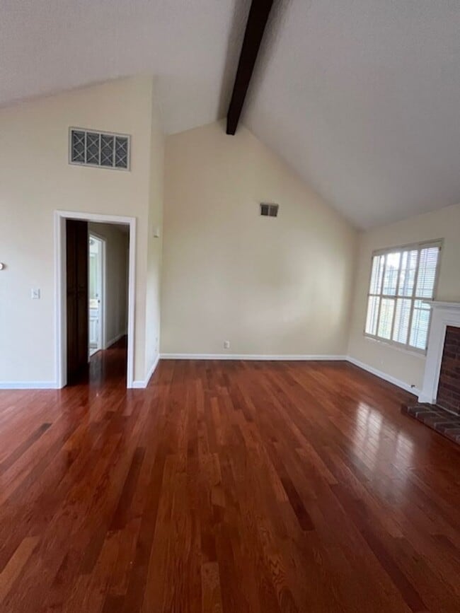 Building Photo - 14419 Outrigger Dr