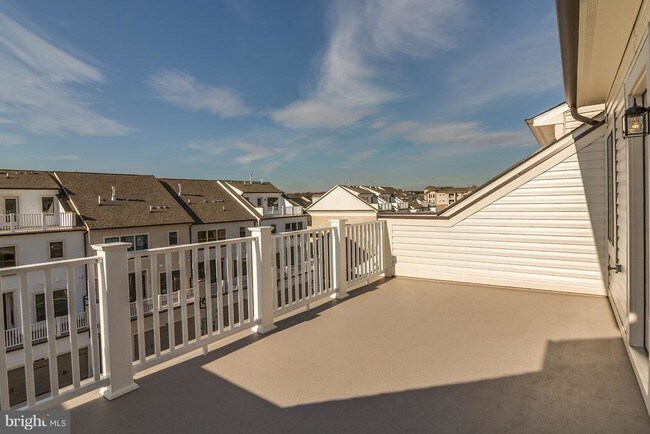 Building Photo - 22589 Amendola Terrace