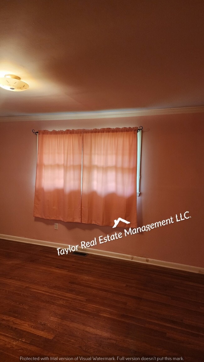 Building Photo - 103 Rivermont Dr