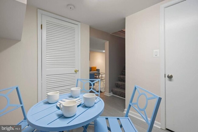 Building Photo - 5400 Williamsburg Blvd