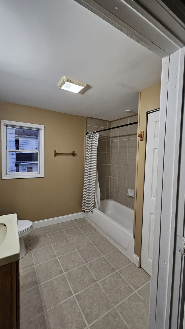 Bathroom - 114 W Oneida St