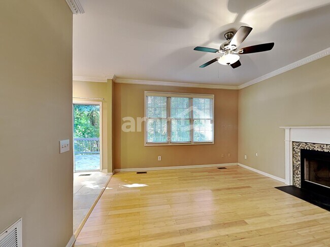 Building Photo - 12617 Waterlow Park Ln