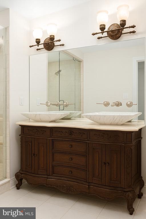 Building Photo - 149 Medford - Mount Holly Rd