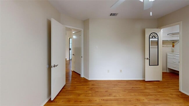 Building Photo - 3007 Blazing Star Trail