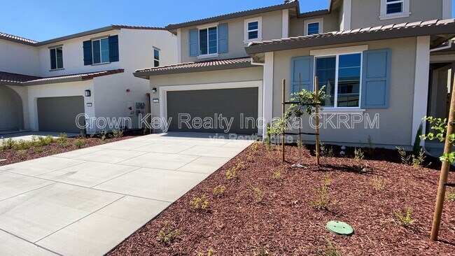 Building Photo - 120 Adriana Dr