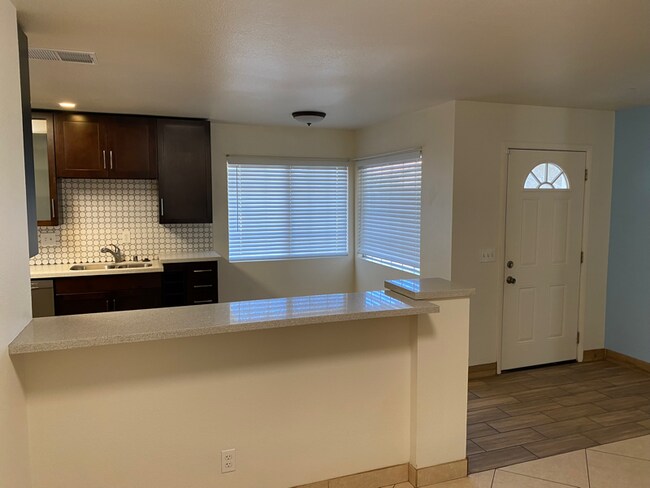 Building Photo - 419 Yarnell Dr