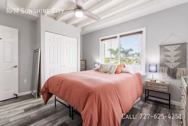 Building Photo - 15403 Gulf Blvd