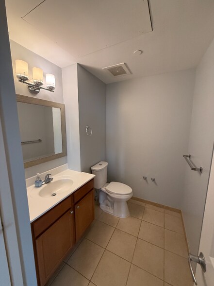 Building Photo - 530 Harlan Blvd