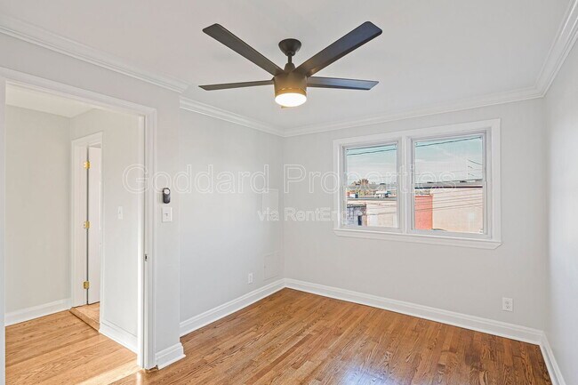 Building Photo - 47 S Hawthorne Rd