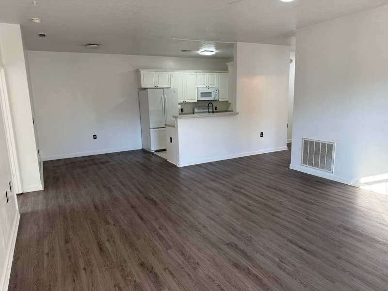 Building Photo - 3110 Daylilly Dr