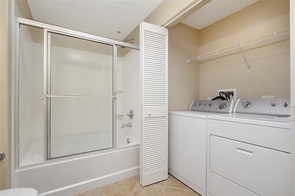 Building Photo - 3887 Pell Pl