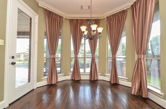 Building Photo - 27411 Robillard Springs Ln