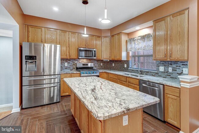 Building Photo - 2594 Sylvan Moor Ln