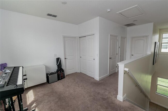 Building Photo - 3080 Crispin Cir