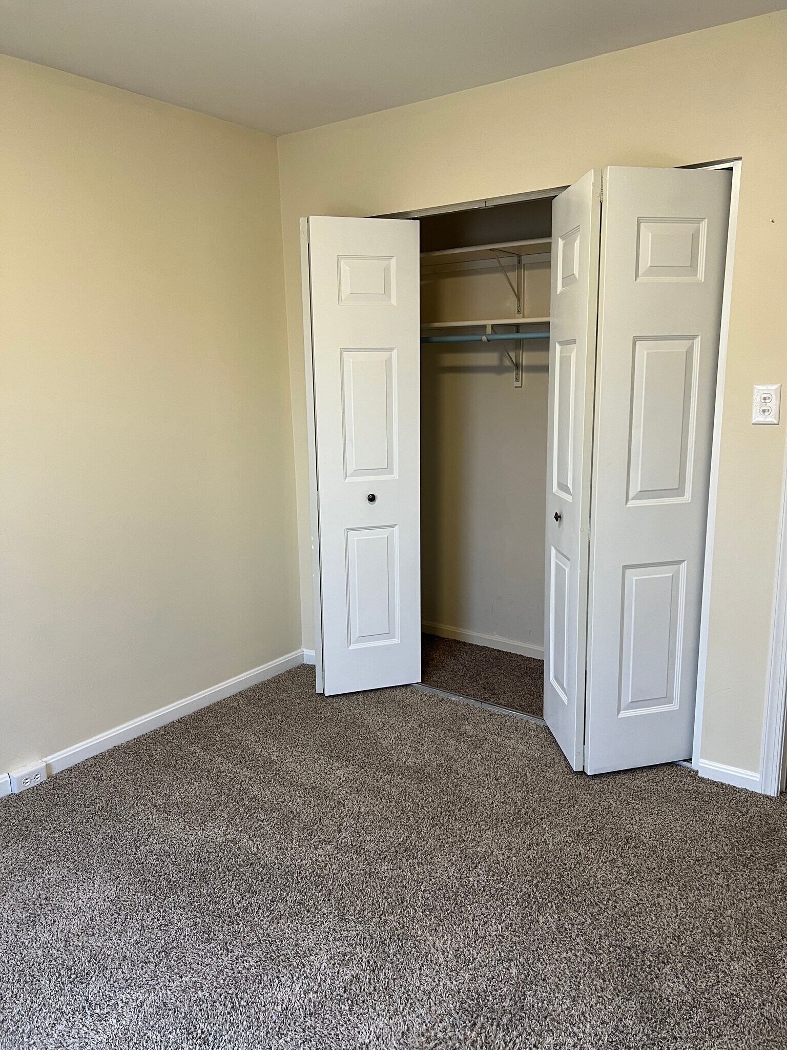 Building Photo - 782 Allenview Dr