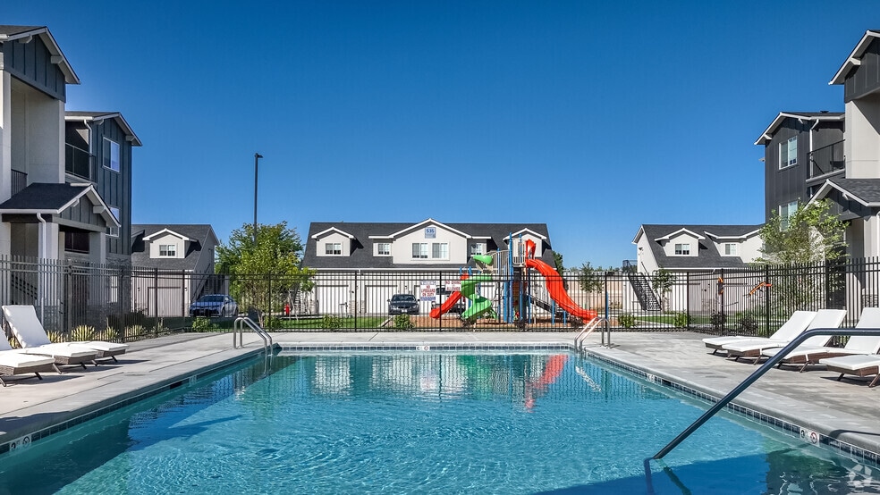 Primary Photo - Telluride Apartments