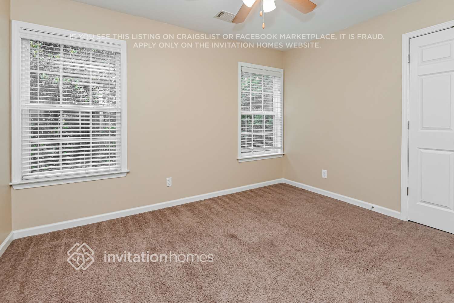 Building Photo - 940 Island Bluff Ln