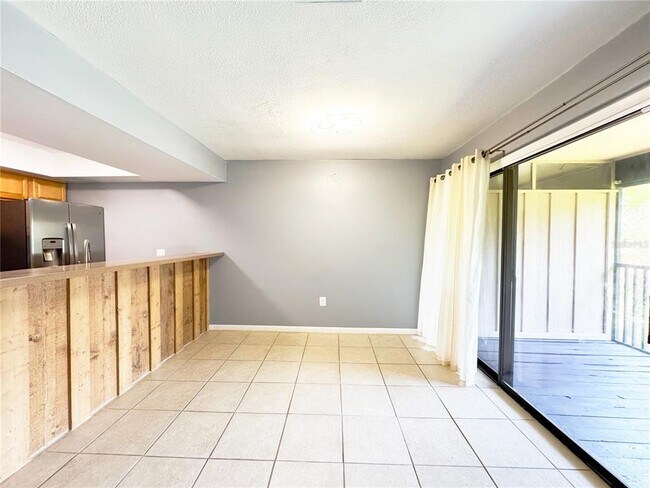 Building Photo - 6094 Peregrine Ave