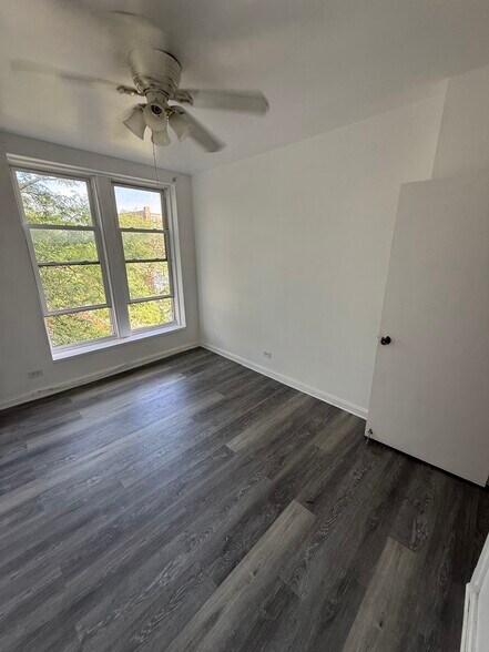 Bed 1 - 901 W 19th St