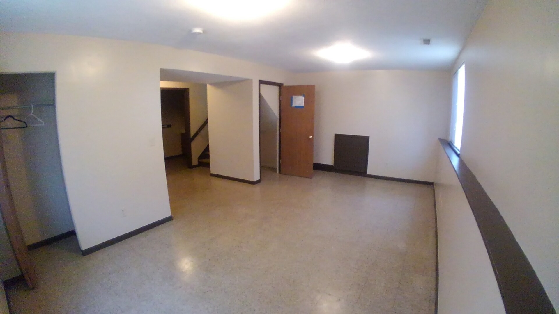 Building Photo - 244 Spartan Ave