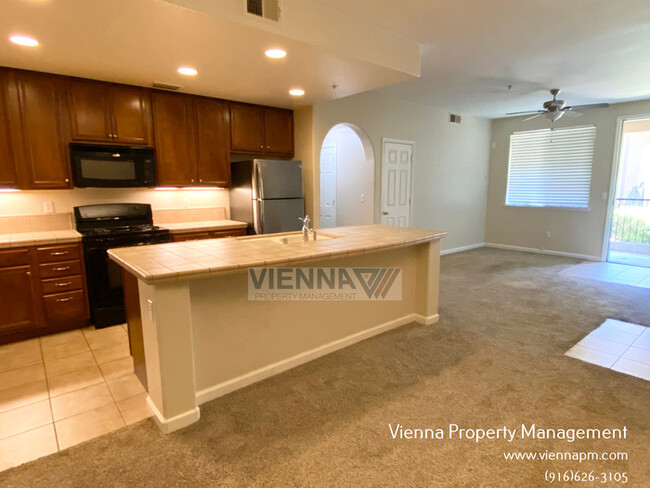 Building Photo - 6521 Hearthstone Cir