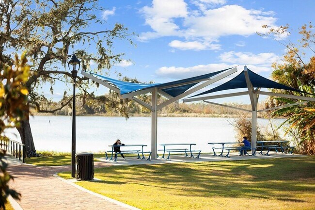 Building Photo - 161 Prairie Falcon Dr