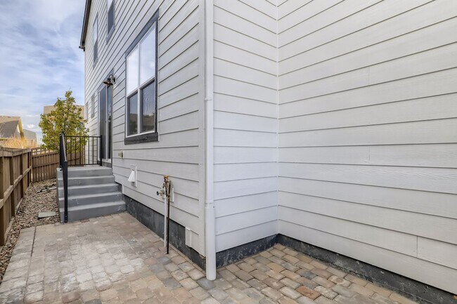 Building Photo - New 3 BDR Arvada Home Convenient to Everything